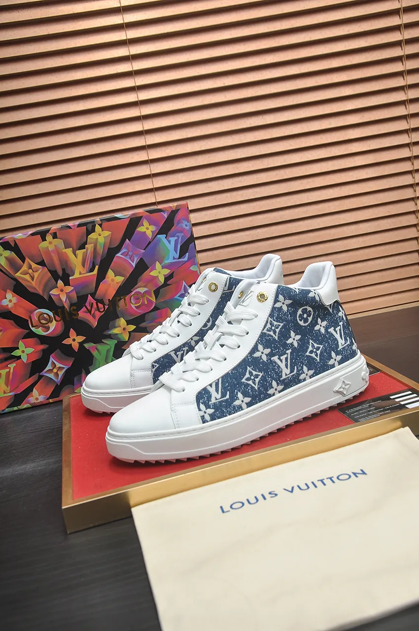Men's shoes 💰600💶[LOUIS VUITTON] Original order price (mesh lining) new model 🍀LV Louis Vuitton * - top version of LV classic trendy shoes! Made of imported original cowhide, water-dyed cowhide lining, and original wear-resistant rubber outsole! High quality products! Code number 38-45 (45 is custom-made and cannot be returned or exchanged)